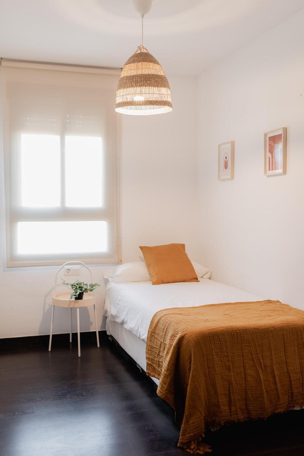 Fv Flats - San Felipe Neri * Valence